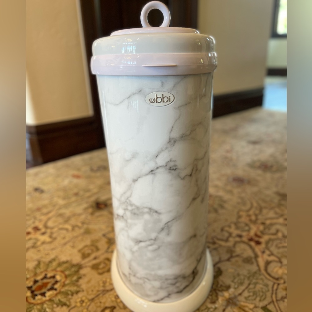 UBBI diaper pail. Used once